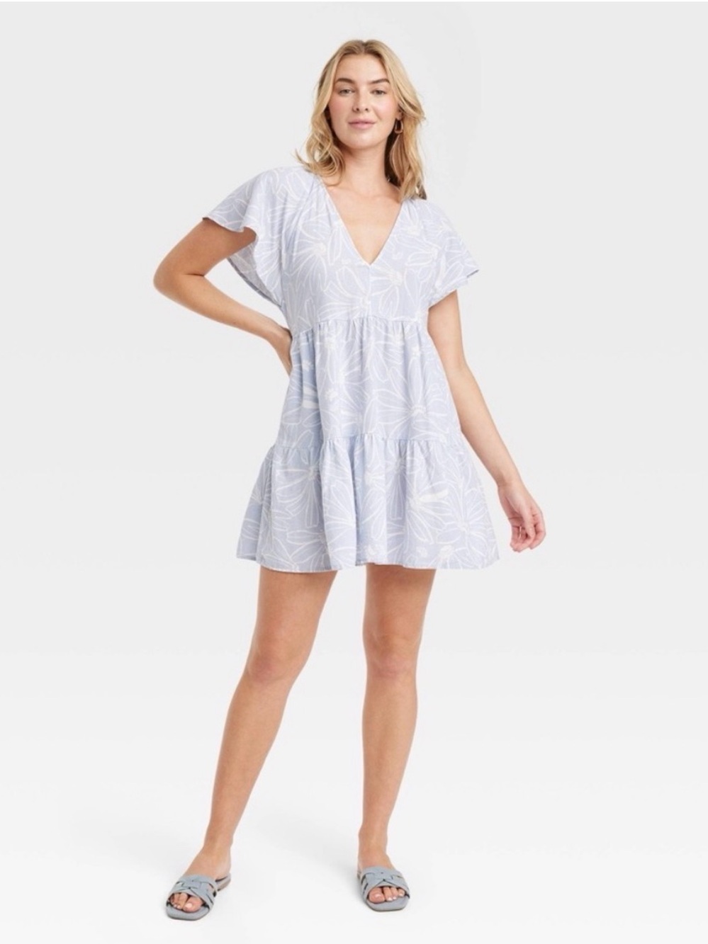 Universal Thread Light Blue V-Neck Dress with White Floral Pattern
